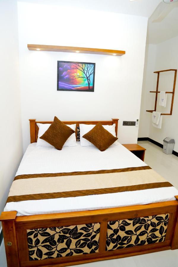 Seven Rich Villa Anuradhapura Ngoại thất bức ảnh