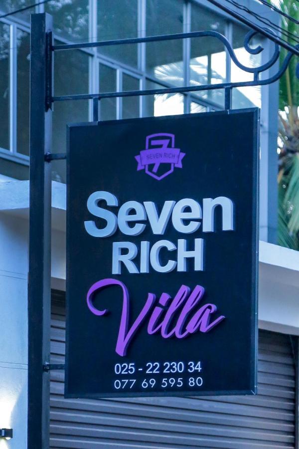 Seven Rich Villa Anuradhapura Ngoại thất bức ảnh